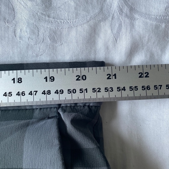 Chaps Golf Men's Gray Plaid Golf‎ Shorts Size 40 - Picture 8 of 12